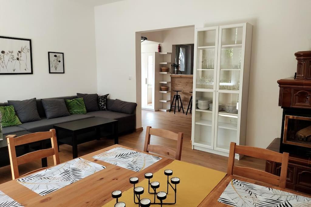 Flora House 3 Minutes From Lake Balaton Keszthely Kültér fotó